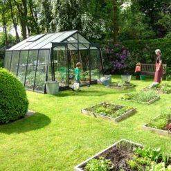 Action 13,6 Kvm, Lackerat -Garden Supplies Sales 2024 odlingsvaxthus action i tradgarden med pallkragar