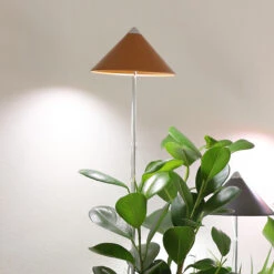 SunLite Växtlampa Med Teleskopstativ, Koppar -Garden Supplies Sales 2024 sunlite vaxtlampa i koppar